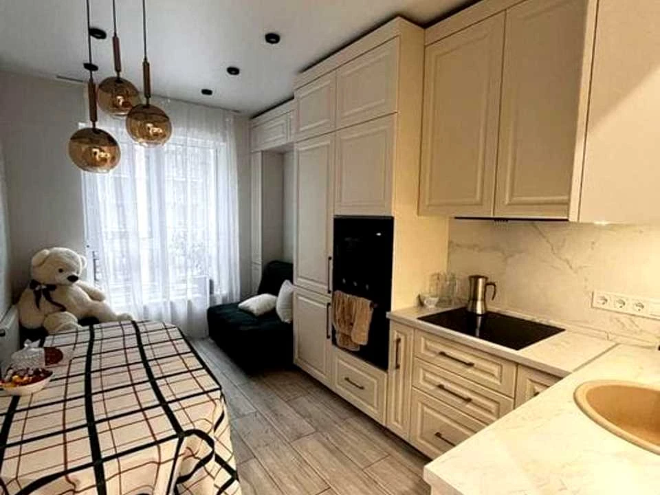 Apartment. Metrologichna st., Kyiv