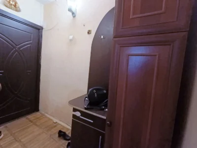 Квартира на Нових домах, Байрона