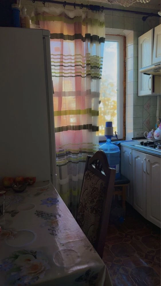 Продам  трёхкомнатную квартиру.