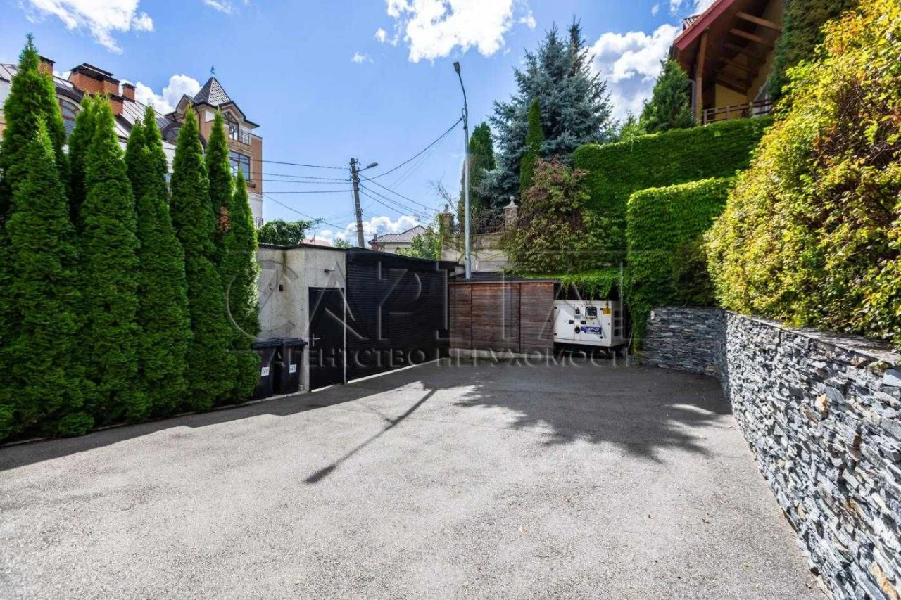 Продаж Будинок вул. Локомотивна, Київ