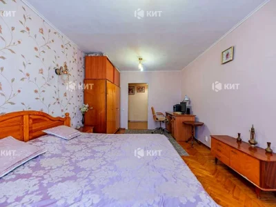 Apartment. Kharkiv, Lev Landau Ave. (50th anniversary of the USSR)