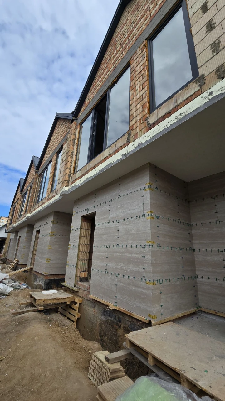 Townhouse on Tairova with installment payment from the developer, soon to be handed over.