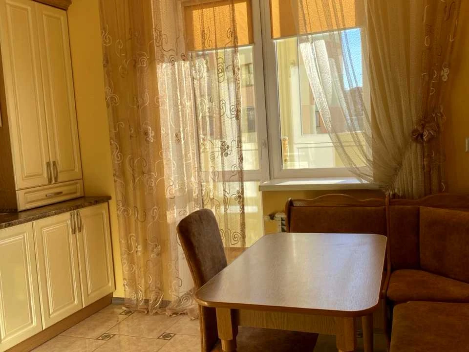Квартира. Івано-Франківськ, вулиця Олександра Довженка