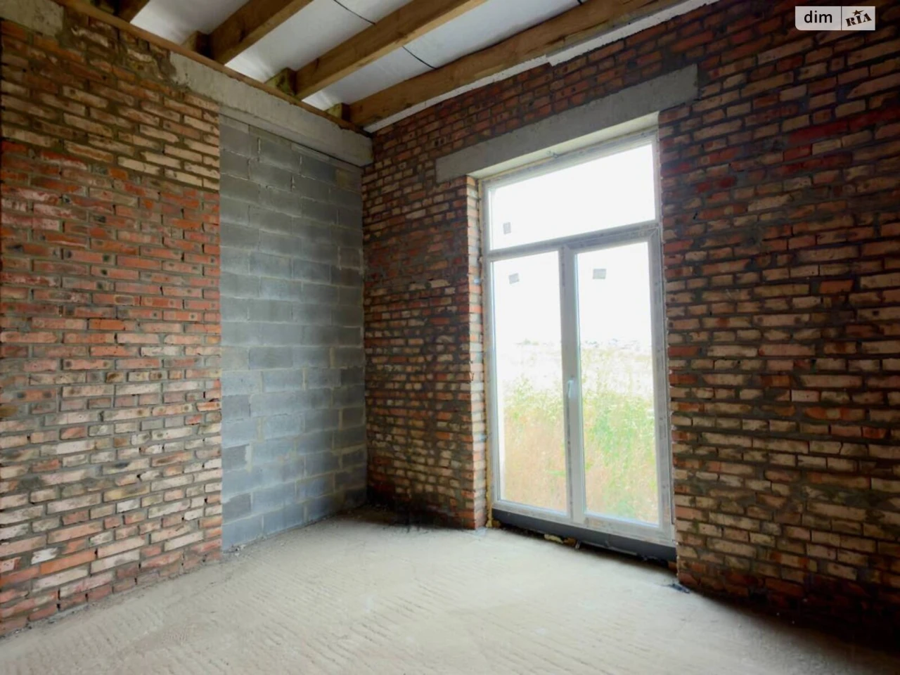 Townhouse for Sale - New Yard