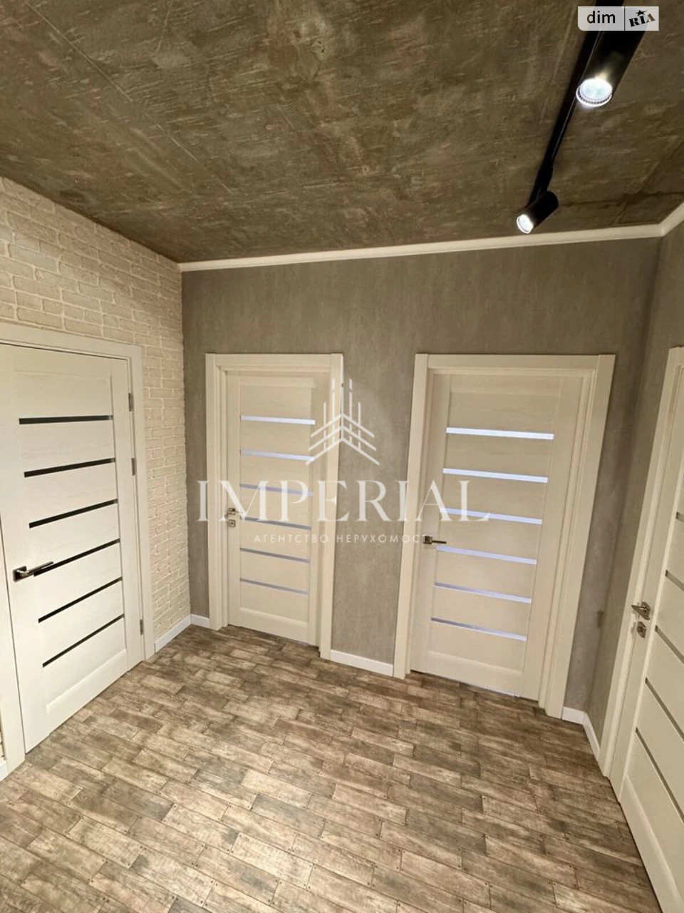 Long-Term Rental Apartment in Solomyans'kyi