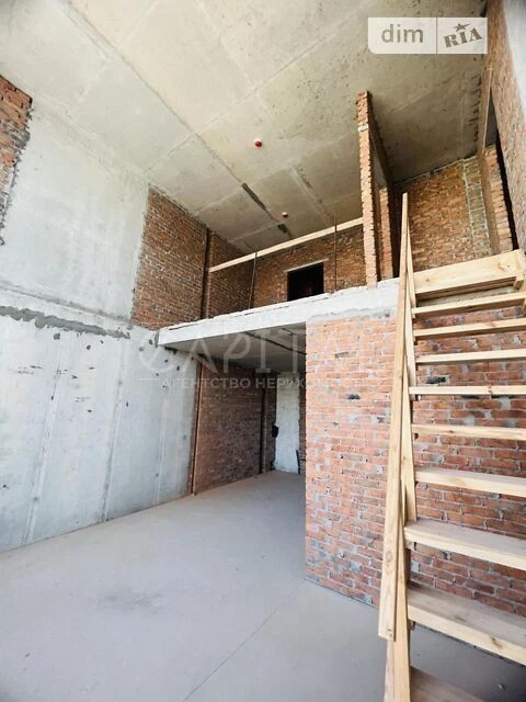 Sale of 2-room apartment 84.43 sq. m. on Vasylkivska Street 102 • I