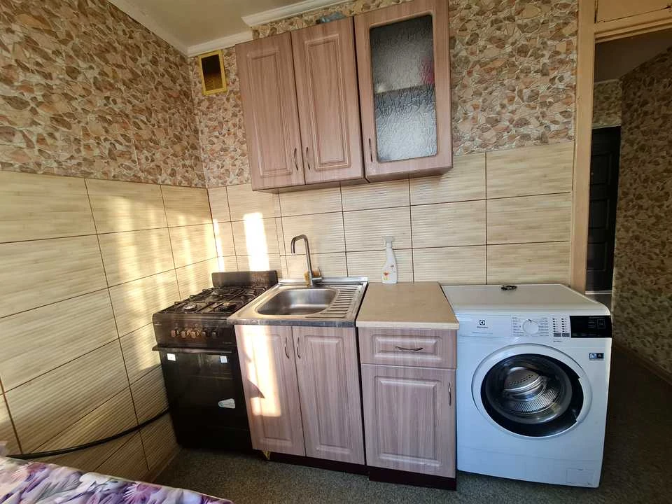 Apartment. Milutenka st., Kyiv