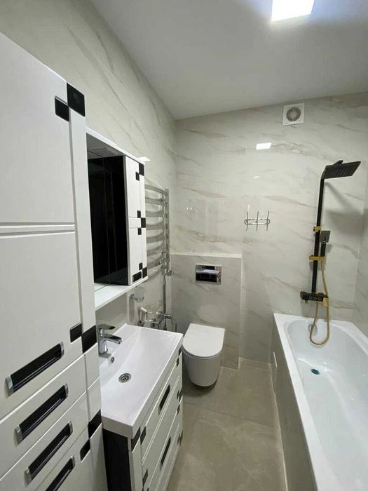 2-room apartment for sale in the residential complex "Lypky 2"