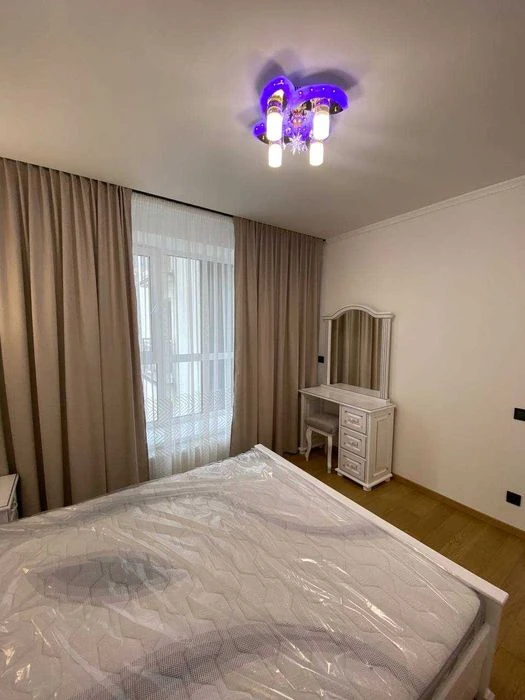 2-room apartment for sale in the residential complex "Lypky 2"