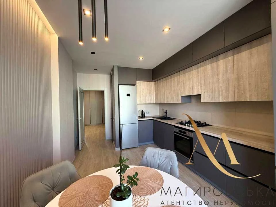 Apartment. Karl Miklosha st., Lviv
