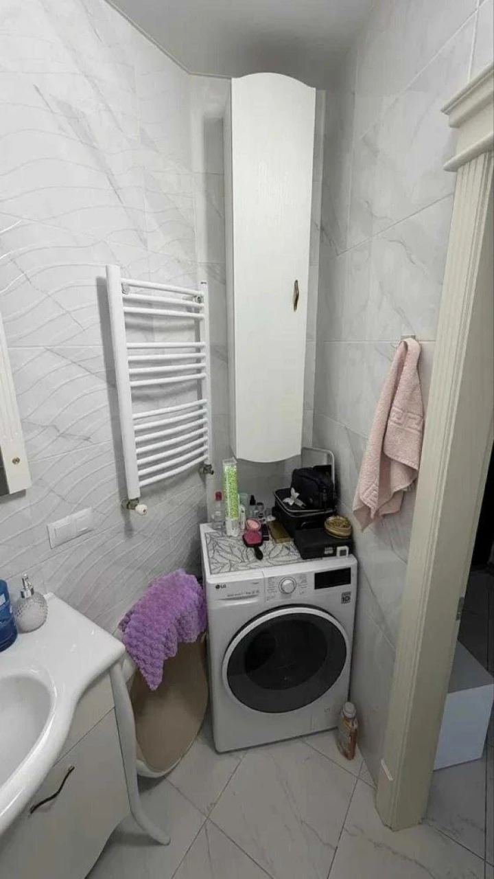 Sale of a 1-room apartment renovated in a new building on Perfetzky Street