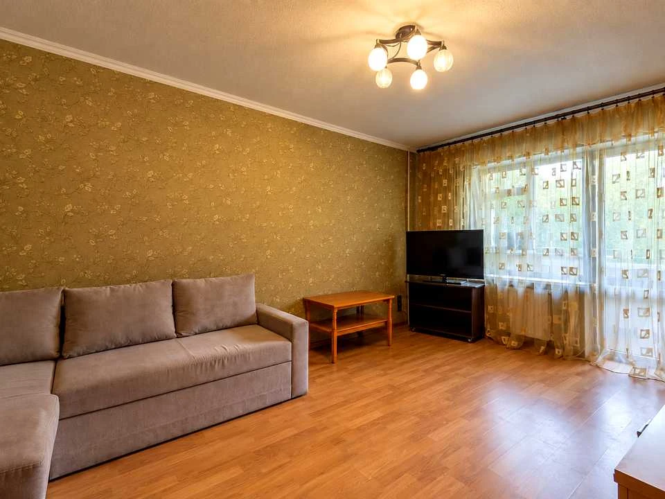 Квартира. Київ, Лариси Руденко вул.