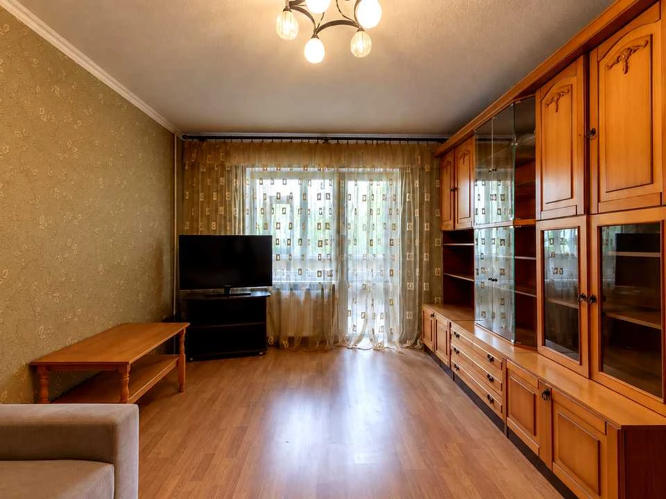 Квартира. Київ, Лариси Руденко вул.
