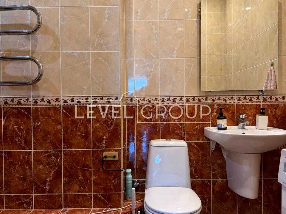 Apartment. Kharkiv Avenue