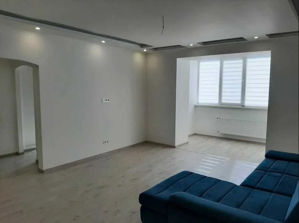 One-bedroom apartment 59 sq m in the center of Poltava | Brick new building