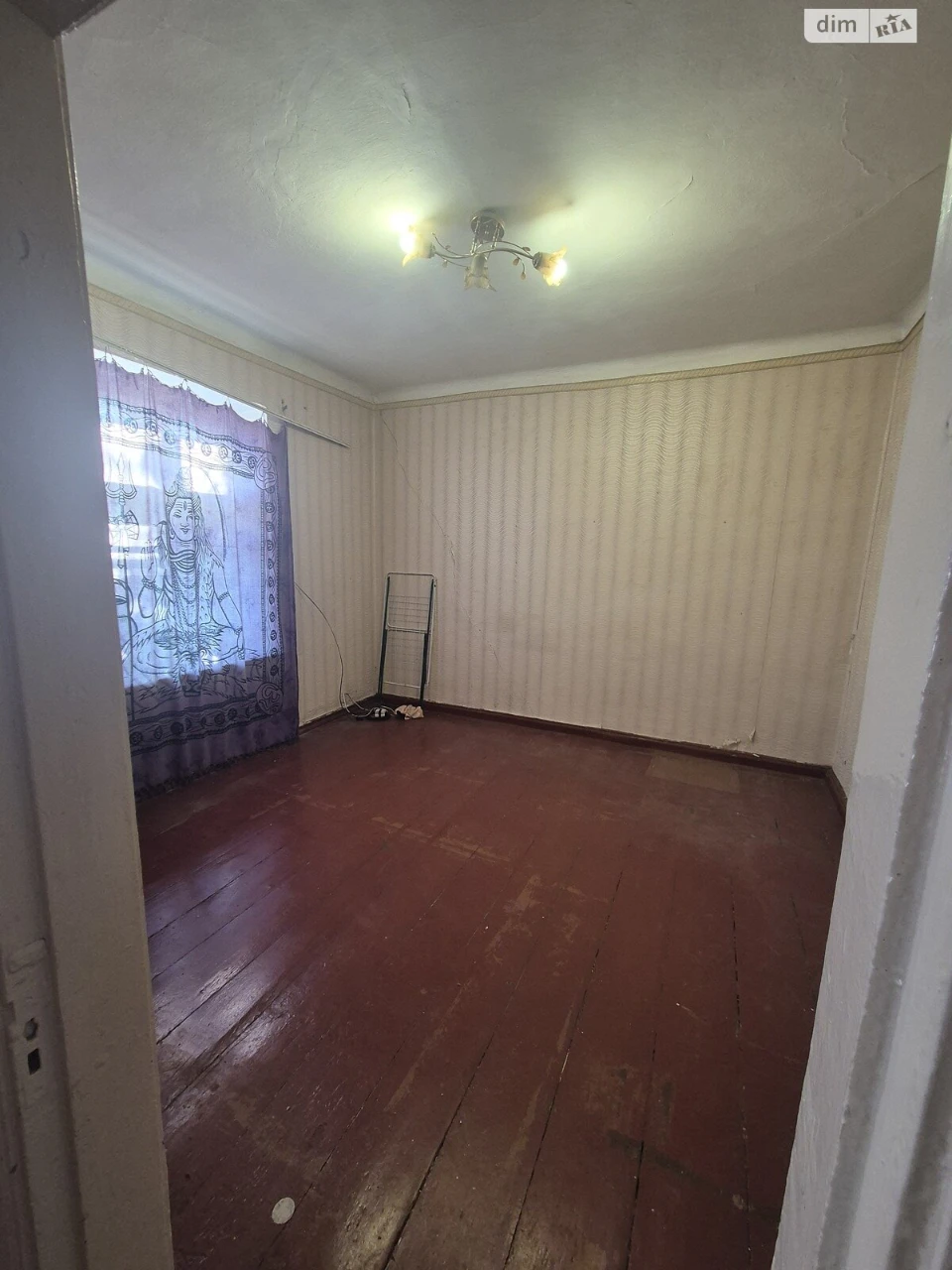 Sale Apartment Hall. Train Station
