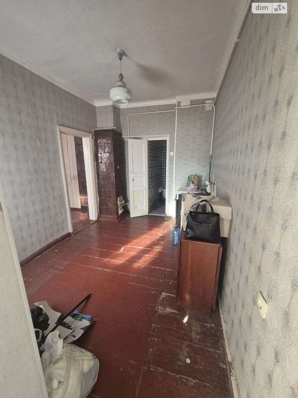 Sale Apartment Hall. Train Station
