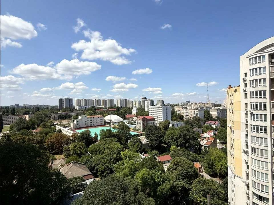 Квартира. Одесса, Фонтанская дорога ул.