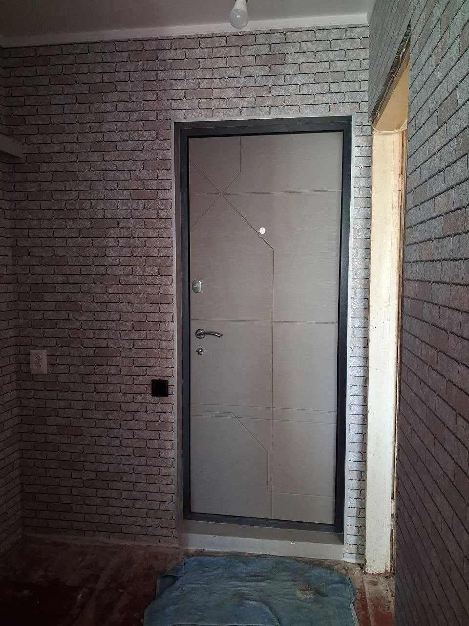 1-bedroom apartment for sale, Communal Market