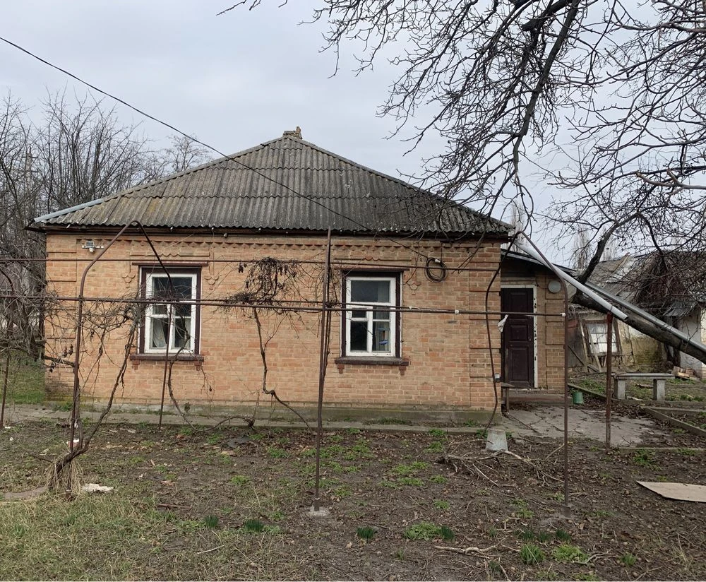 Land for sale: 12 acres, 68 sq m house.