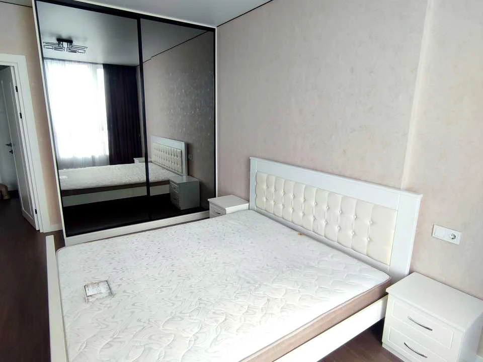 Apartment. Revutskogo st.
