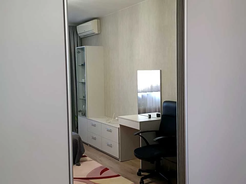 Apartment. Dragomannova Street, Kyiv
