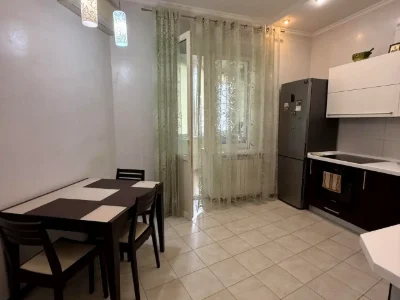 Rent 1-bedroom apartment 56 sq m on 5th floor