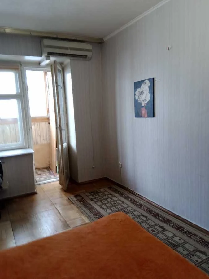 Сдается 1-комнатная квартира 45 м², улица Драгоманова, Позняки