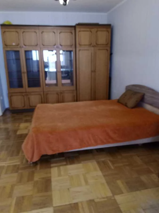 Сдается 1-комнатная квартира 45 м², улица Драгоманова, Позняки