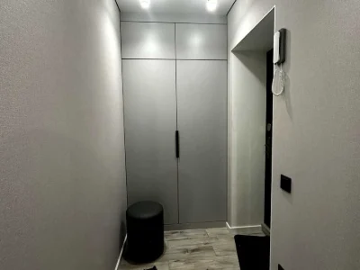 Apartment. Bratislava Street, Kyiv