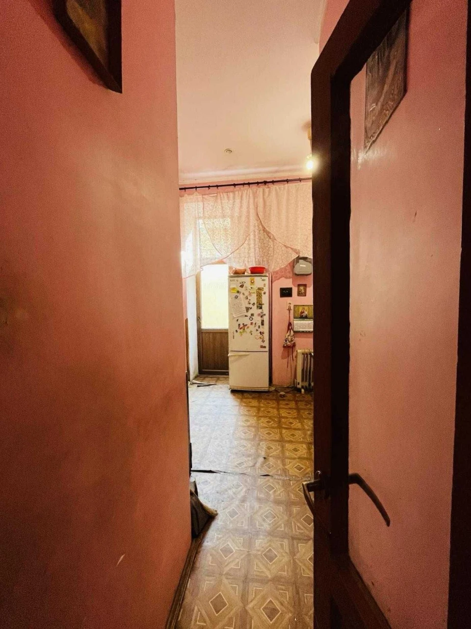 4 bedroom apartment in an Austrian building in the center of Lviv