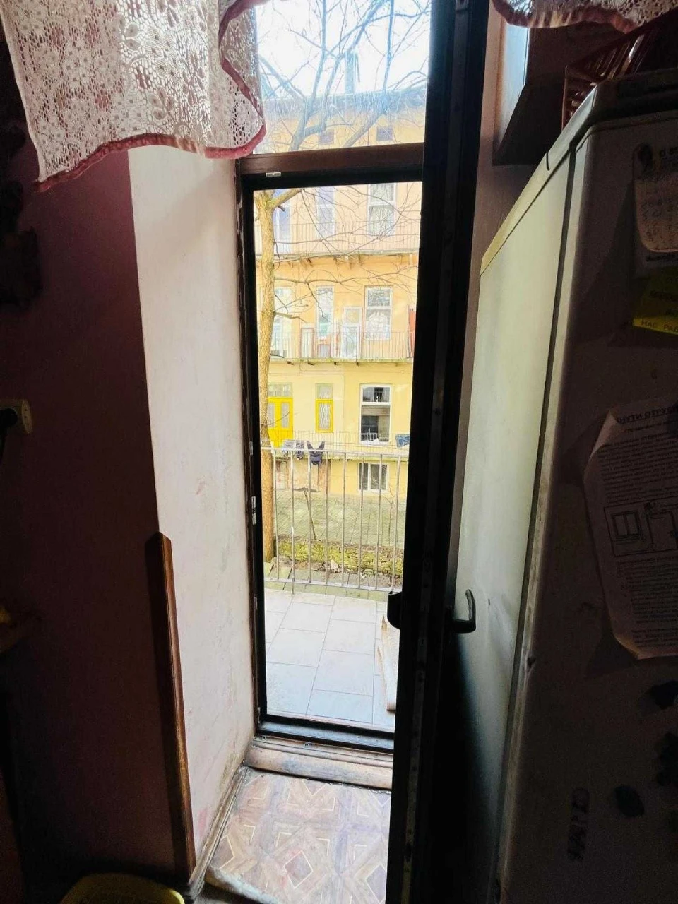 4 bedroom apartment in an Austrian building in the center of Lviv