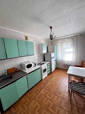 Selling 1-bedroom apartment 47 sq.m. on Akhsarova, near Alekseevskaya metro