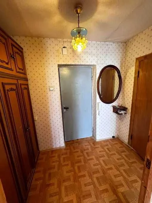 Selling 1-bedroom apartment 47 sq.m. on Akhsarova, near Alekseevskaya metro