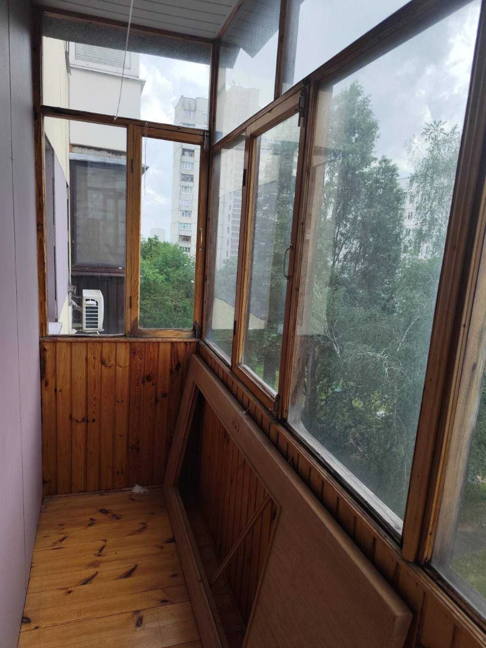 Selling 1-bedroom apartment 47 sq.m. on Akhsarova, near Alekseevskaya metro