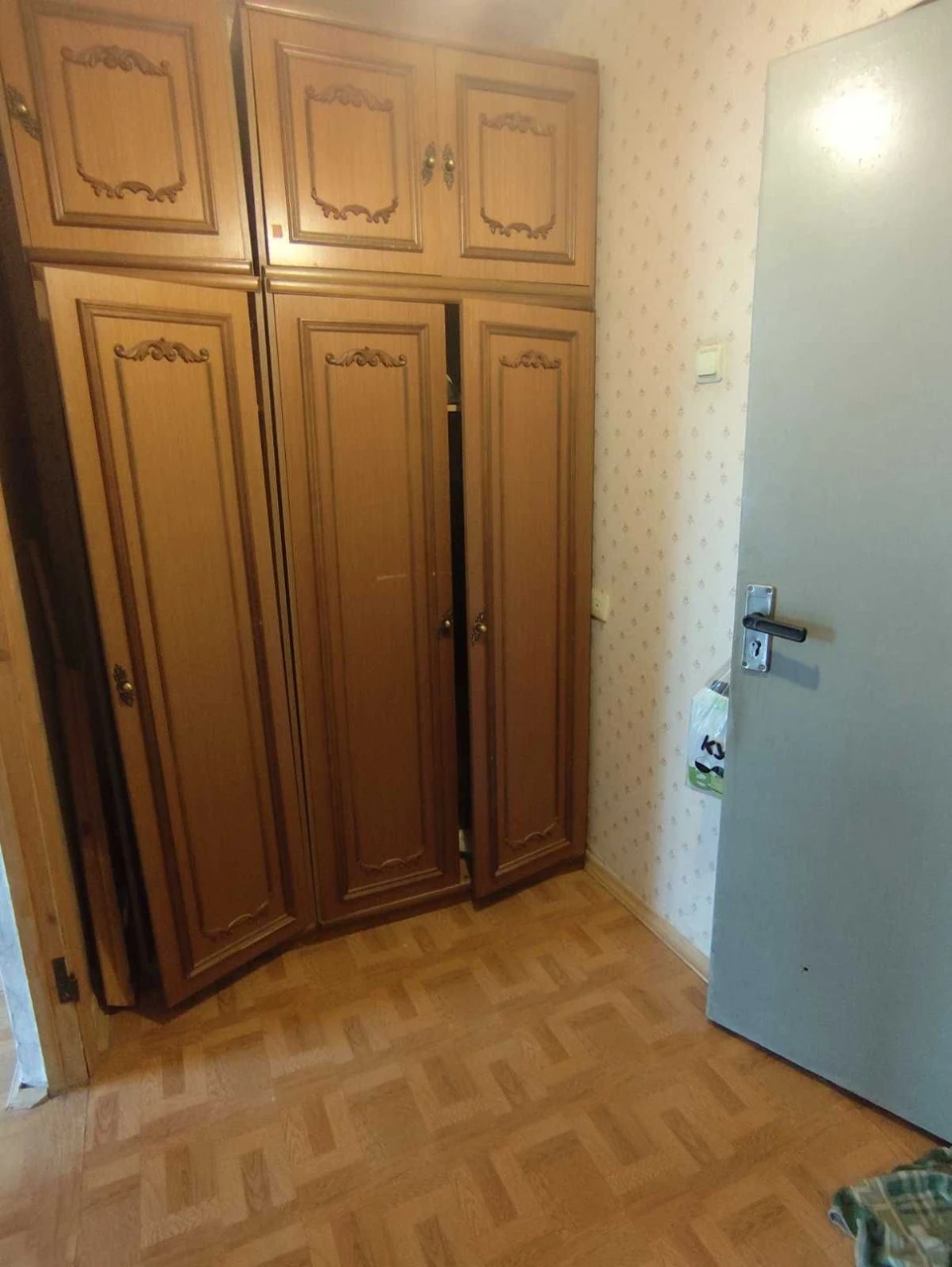 Selling 1-bedroom apartment 47 sq.m. on Akhsarova, near Alekseevskaya metro