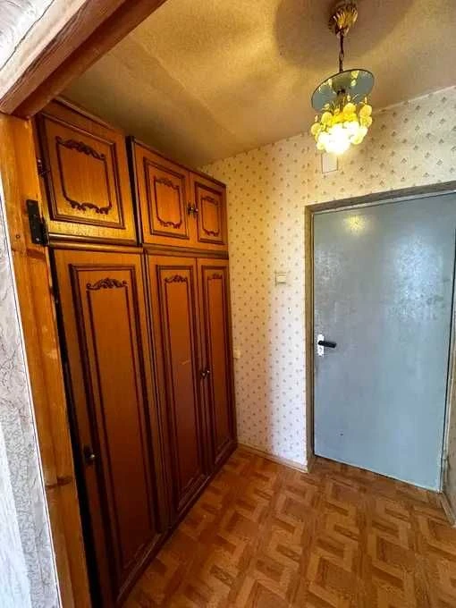 Selling 1-bedroom apartment 47 sq.m. on Akhsarova, near Alekseevskaya metro