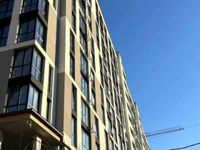 Apartment. Ivano-Frankivsk, Hnatia Hotkevych st.