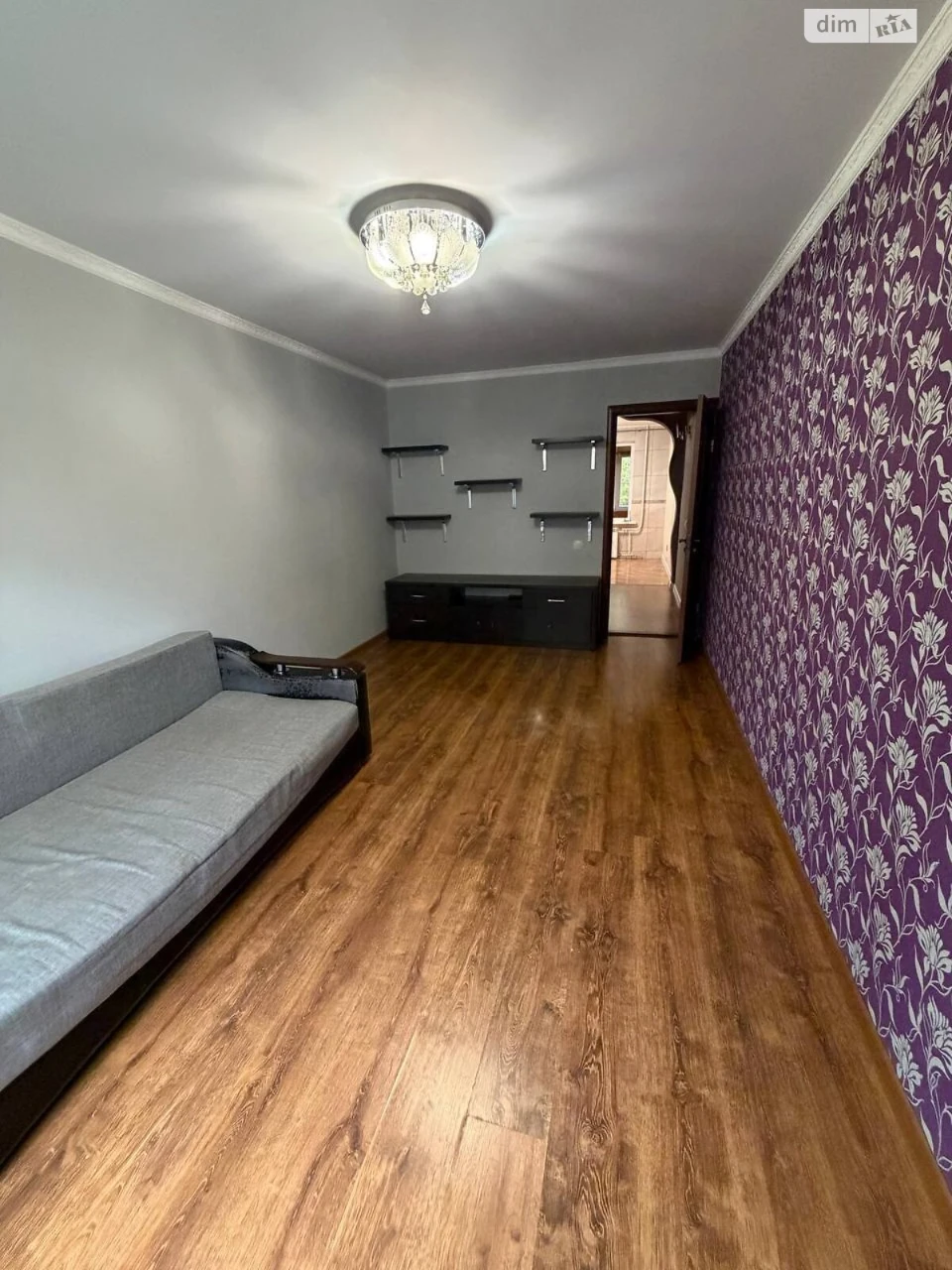 Apartment for Sale, Exhibition