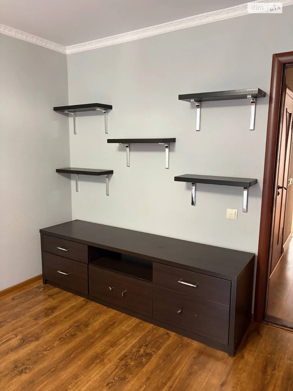 Apartment for Sale, Exhibition