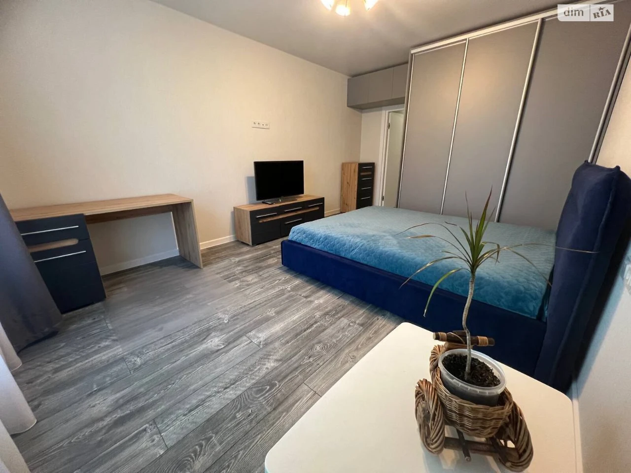Long-Term Rental Apartment, Teremky-1