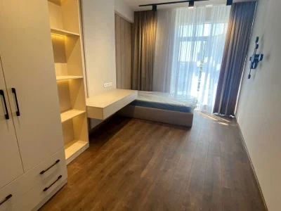 Apartment. Buslovska st.