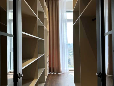 Apartment. Buslovska st.
