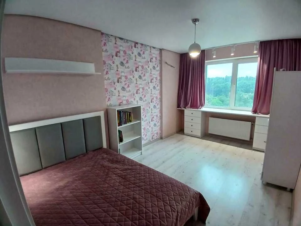 Apartment. Novopol'ova st., Kyiv
