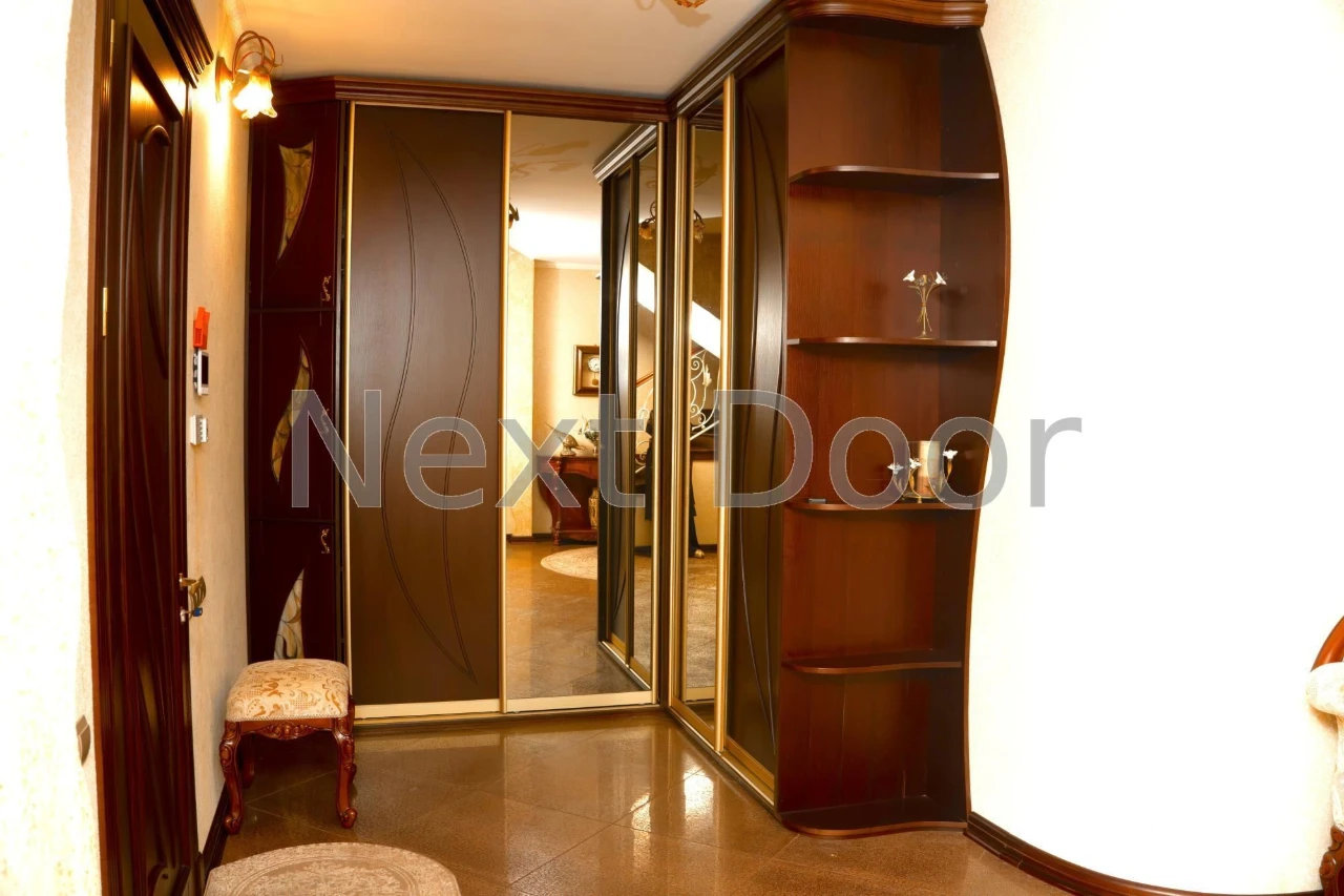 Продам Будинок 327 м² | Київ, Биківня |Без комісії | 10 сото