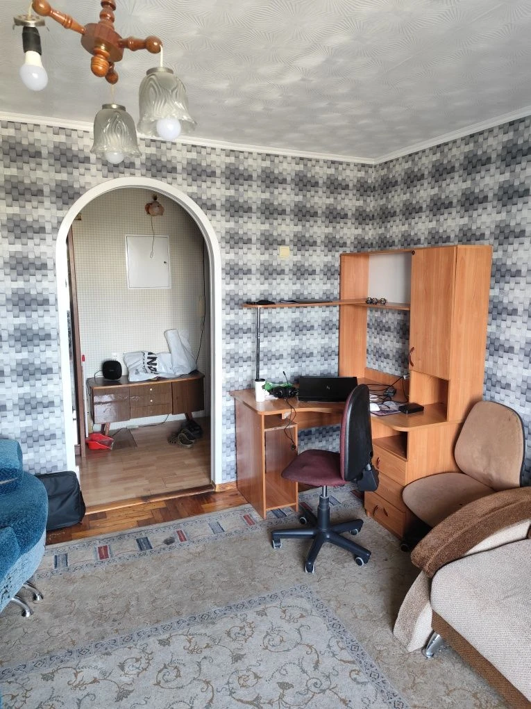 Sale of a 2-bedroom apartment on Borodinsky (Shurmova Street)
