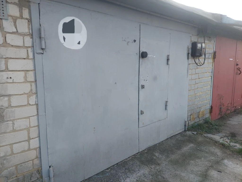 For Sale: Garage - AutoMobilist