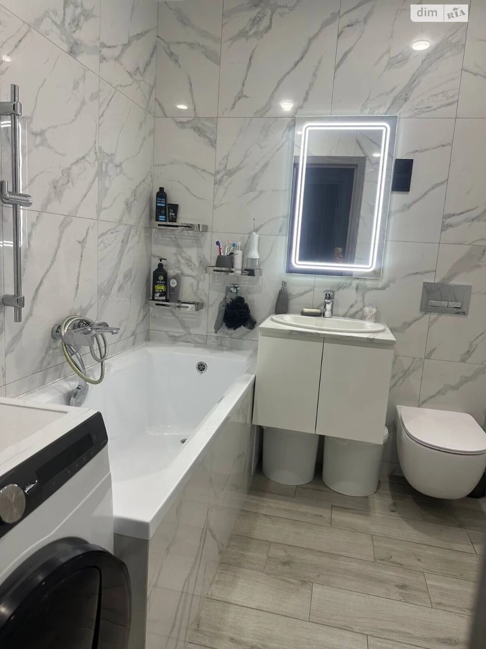 Apartment for Sale - Zarychnyi