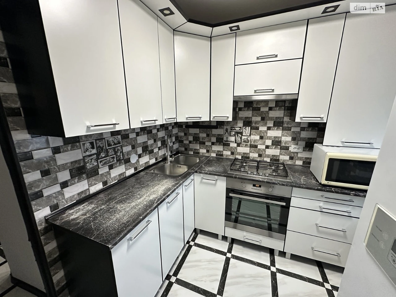 Apartment for Sale – Druжба