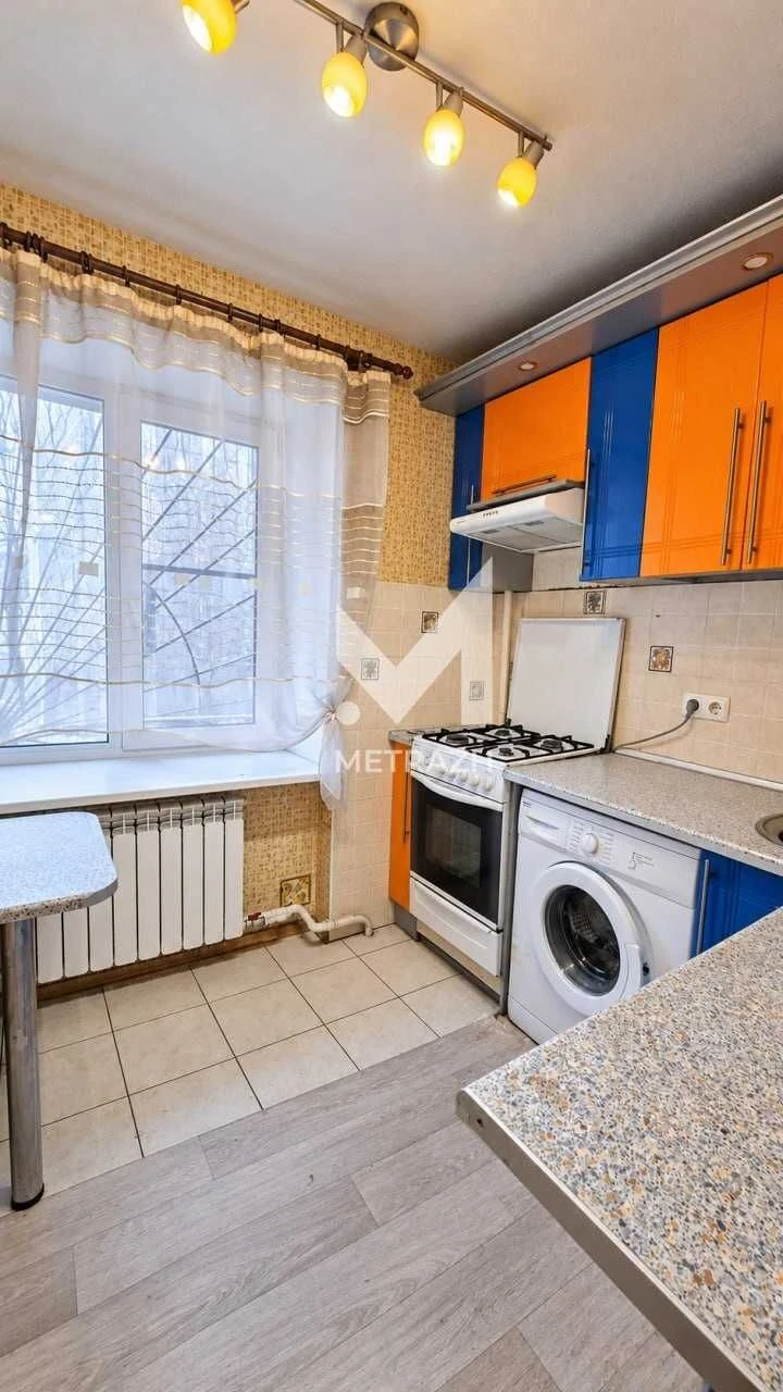 93778 | Продам реальную 2 ком. квартиру | возле метро 23 Авг